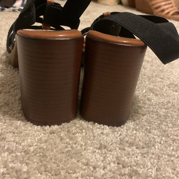 EUC black and tan heels - Picture 5 of 7